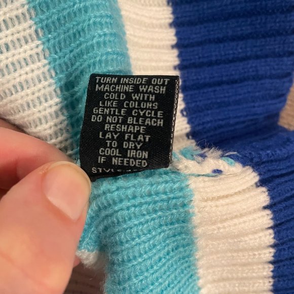 Blizzard Bay XL Snowman Christmas Sweater- Gently Used! - Picture 10 of 10